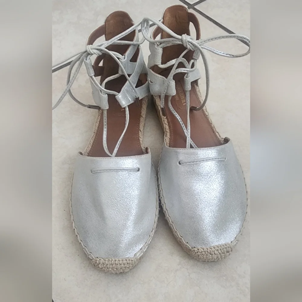 Aquazzura Firenze Silver Espadrille Lace-Up Flats, Size 37.‎